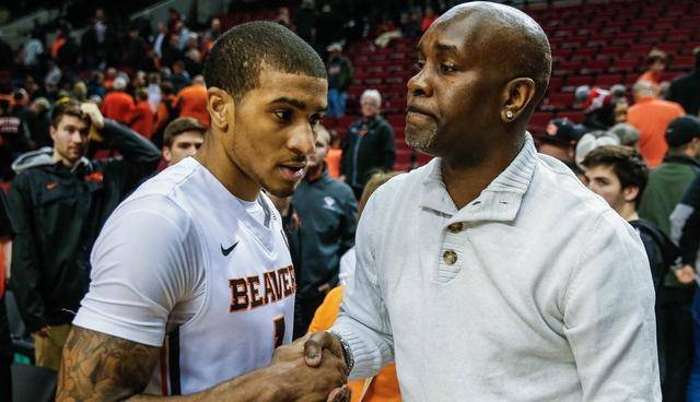 球队不仅在 球队不仅在