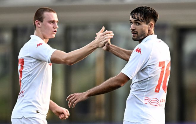 布拉德利 布拉德利